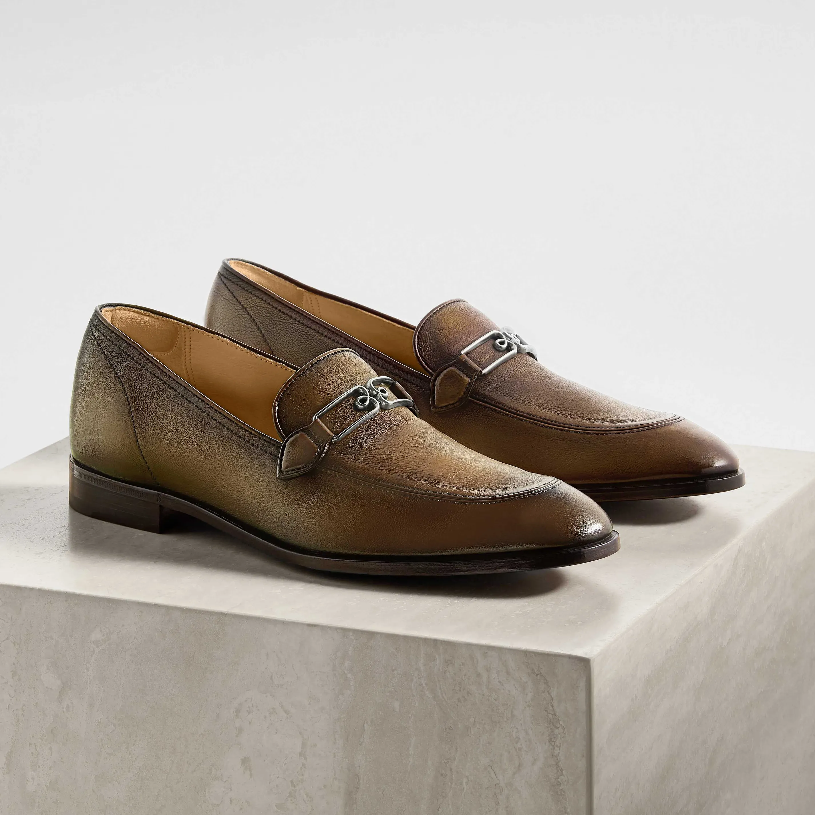 Berluti Mocassin B Volute En Cuir De Veau | Mocassins & Boucles