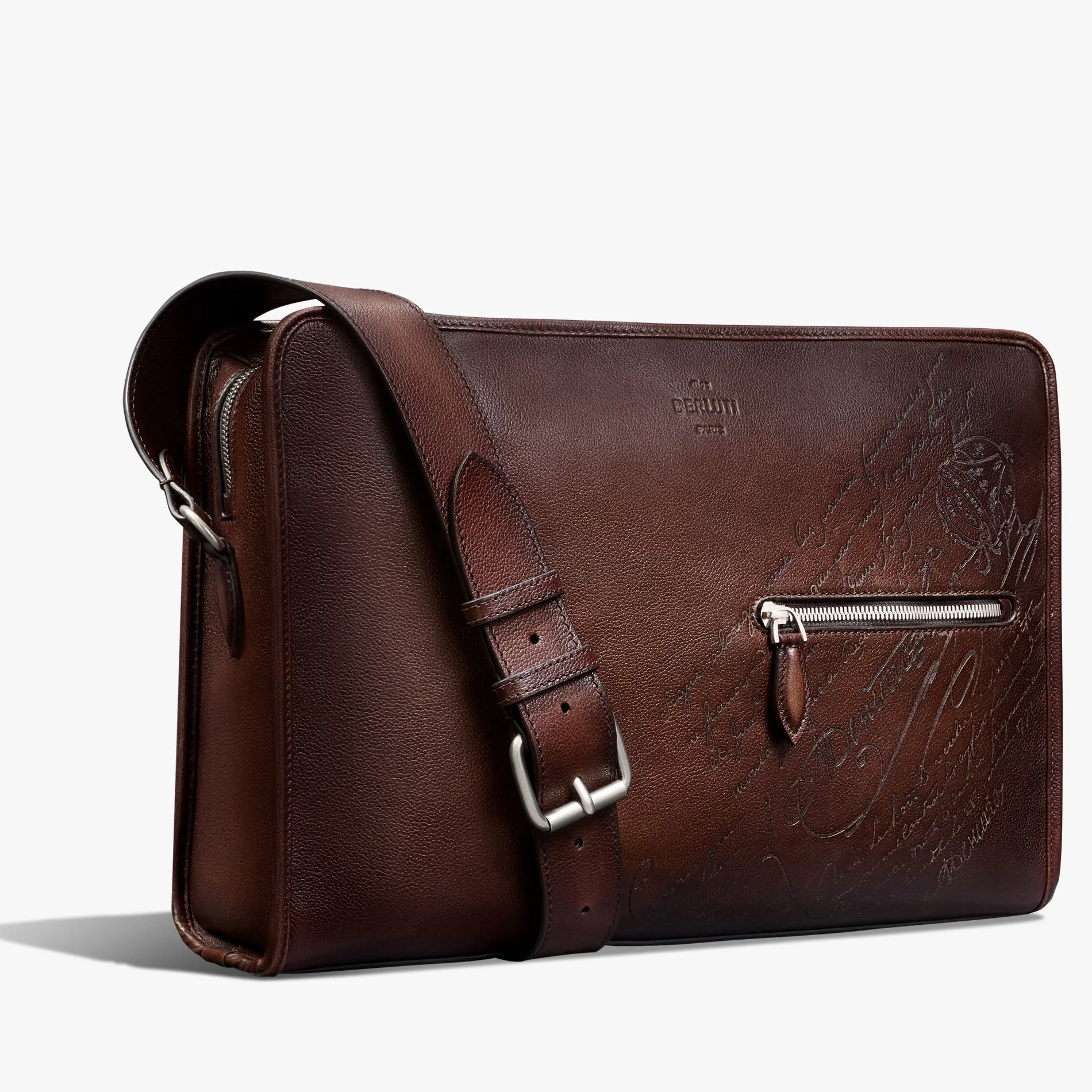 Berluti Sac Bandouli&egrave;re Journalier XL En Cuir Scritto | Sacs Bandoulière