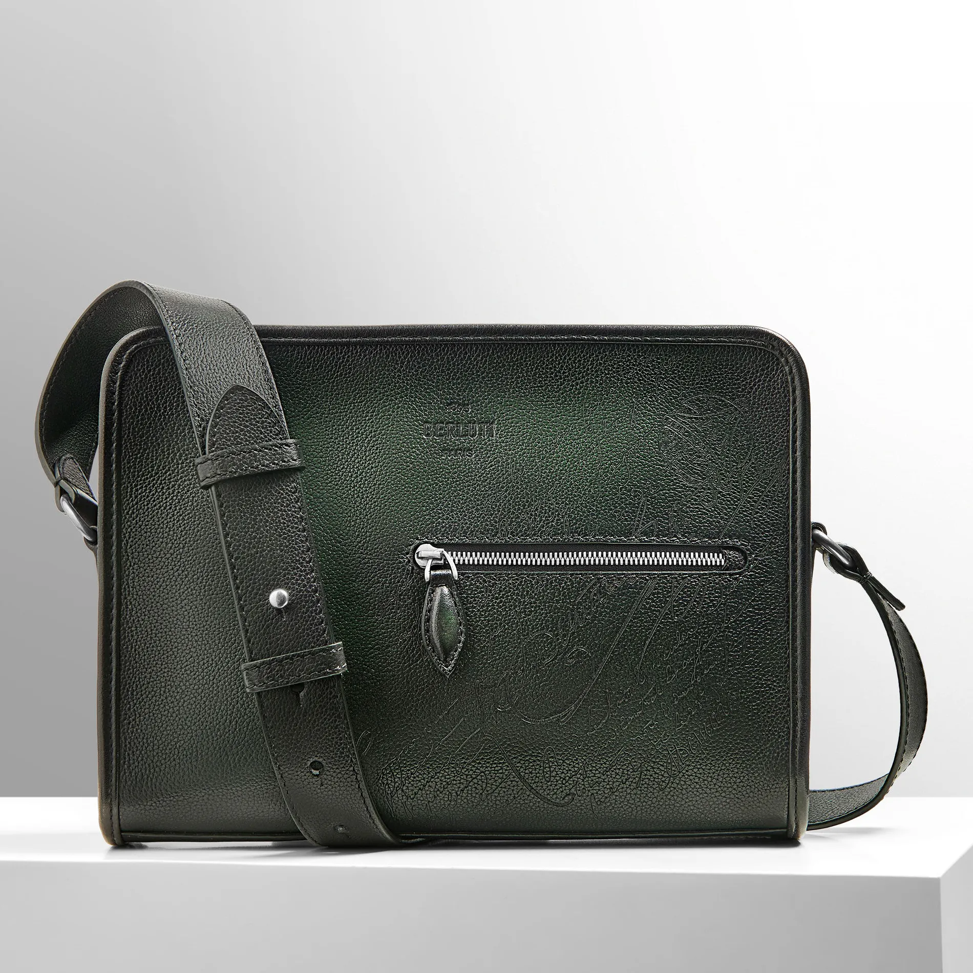 Berluti Sac Bandouli&egrave;re Journalier En Cuir Scritto | Sacs Bandoulière
