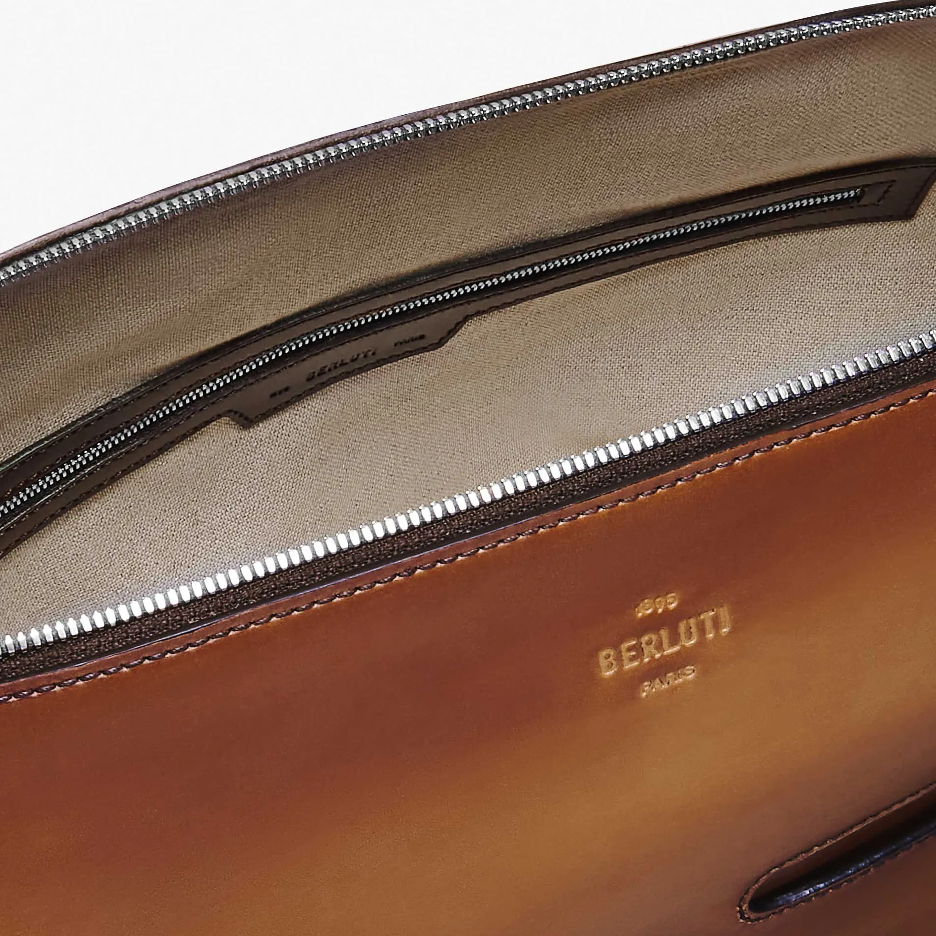 Berluti Sac Bandouli&egrave;re Toujours Soft Zipped Hobo En Cuir | Sacs Bandoulière